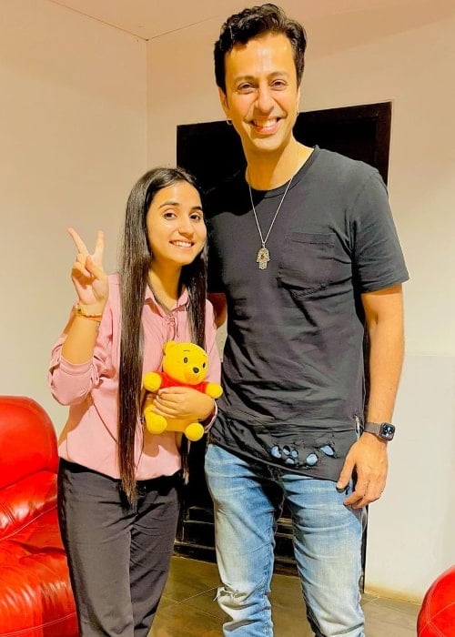 Renuka Panwar as seen in a picture with composer Salim Merchant in August 2022, in Mumbai, Maharashtra