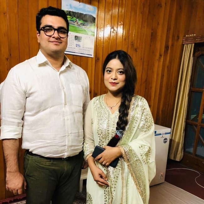 Safoora Zargar as seen in a picture with her husband Saboor Ahmed Sirwal in July 2019