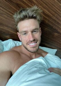 Shayne Jansen Height, Weight, Age, Girlfriend, Facts, Biography