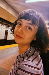 Sydney Chandler Height, Weight, Age, Family, Biography, Facts