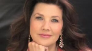 Daphne Zuniga