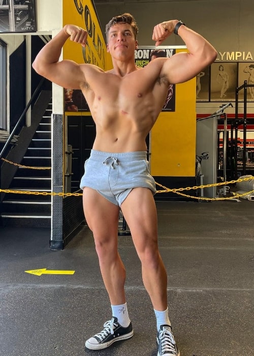 Joseph Baena posing for the camera showing his stunning physique in March 2021