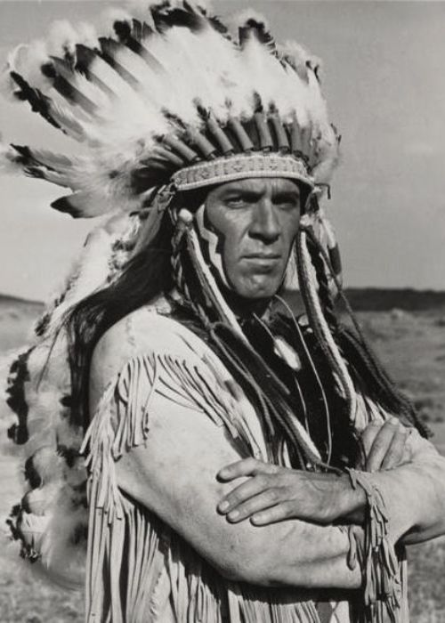 Kieron Moore seen in a still from the 1967 film Custer of the West
