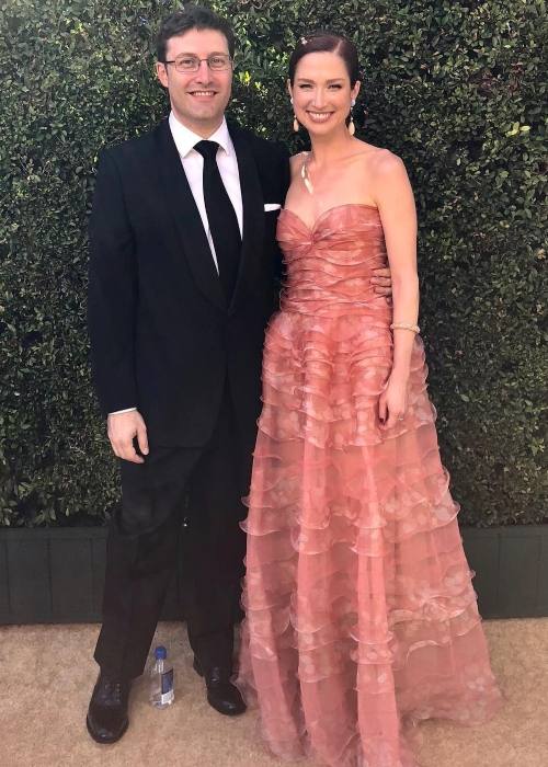 Michael and Ellie Kemper seen on the red carpet of the Emmy Awards in 2018