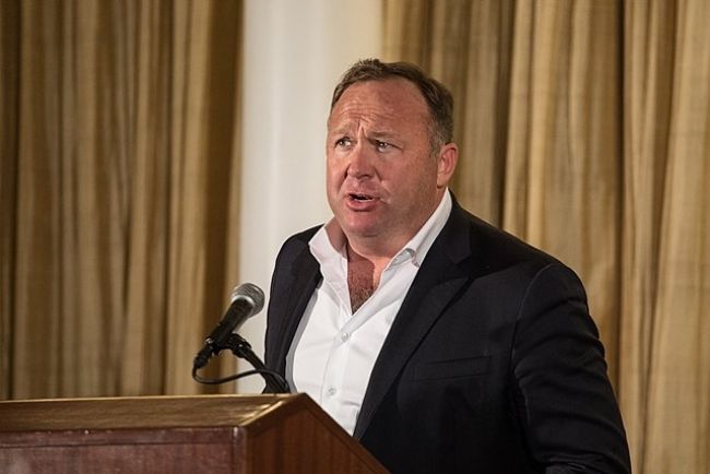 Alex Jones speaks at a press conference in Washington D.C. in 2018