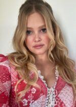 Hailey Whitters Height, Weight, Age, Family, Biography, Facts