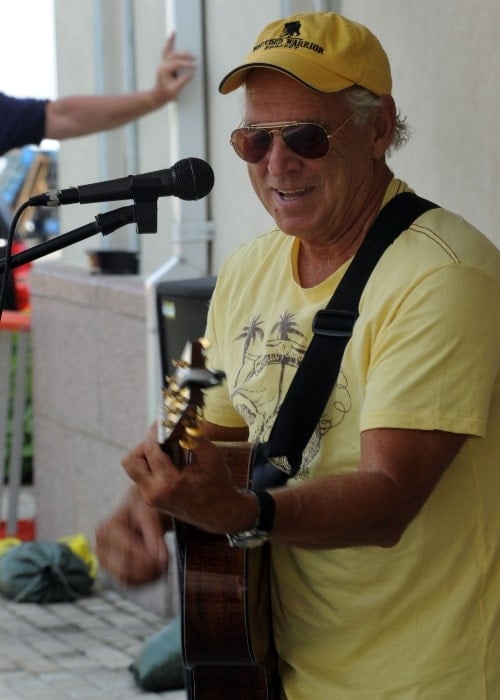 Jimmy Buffet performs for members of Joint Task Force Haiti behind the U.S. Embassy in Port-au-Prince, Haiti, March 3, 2010