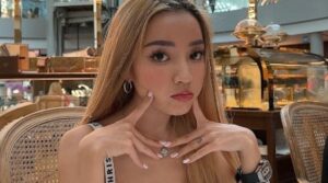 Naomi Neo
