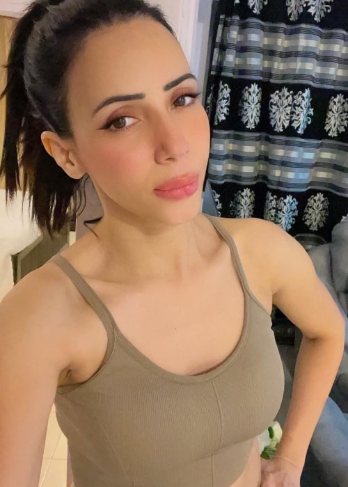 Rozlyn Khan as seen in a selfie in January 2022