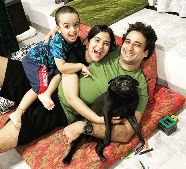 Sarwar Ahuja enjoying his time with his family in September 2022
