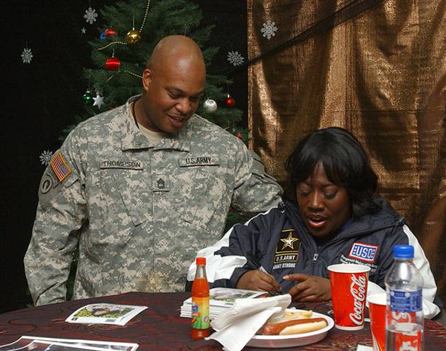 Sheryl Underwood as seen with an American soldier in 2007