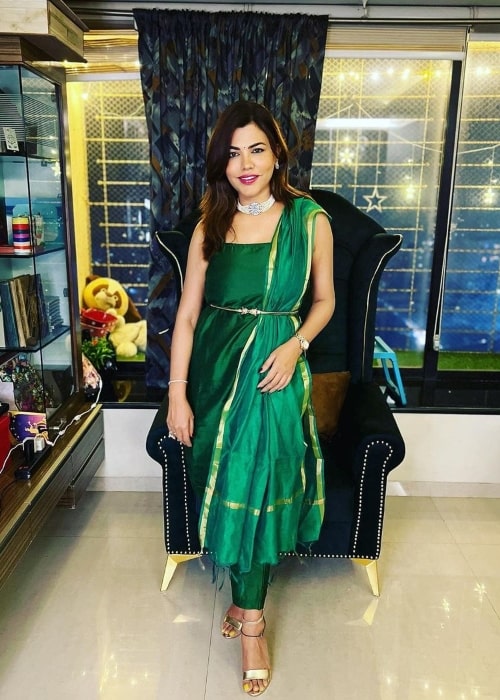 Simran Mishrikoti Height Weight Age Facts Biography