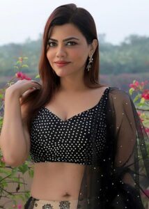 Simran Mishrikoti Height, Weight, Age, Facts, Biography