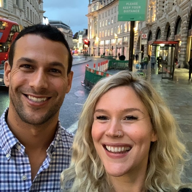 Cody DaLuz smiling in a picture with Joss Stone in London, United Kingdom in September 2020