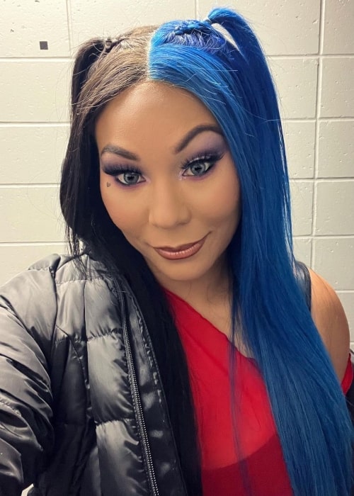 Mia Yim as seen in a selfie that was taken in December 2022