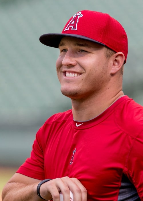 Mike Trout: Bio, Wiki, Age, Height, Weight, Career, Arizona Angels,  Contract, Salary, Net Worth, Injury, Wife, Baby, FAQs & More - ItSportsHub