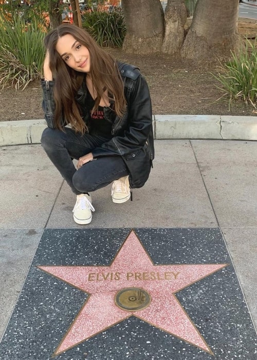 Elisa Achilli at the Hollywood Walk of Fame in November 2022