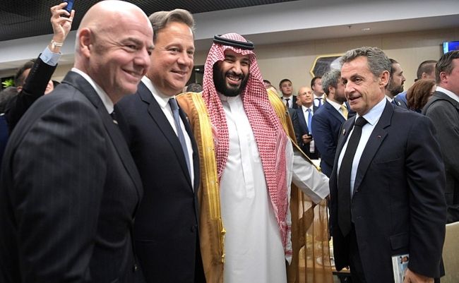 Gianni Infantino seen with Juan Carlos Varela, Mohammad bin Salman, and Nicolas Sarkozy in 2018