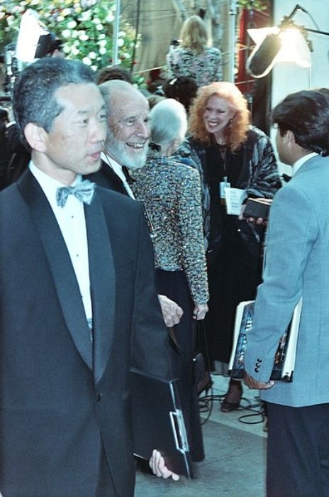 Hume Cronyn seen at the Academy Awards in 1990