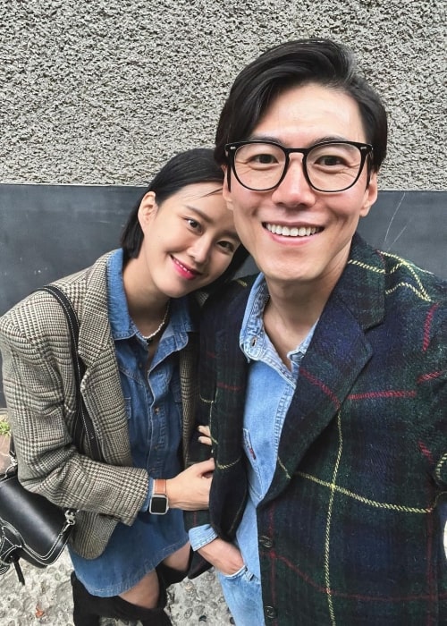 Ji So-yeon as seen in a selfie with her husband Song Jae-hee in November 2022
