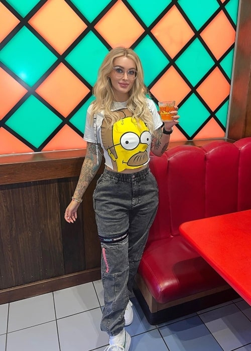 Laura Lux as seen in a picture that was taken in Krustylandin January 2023