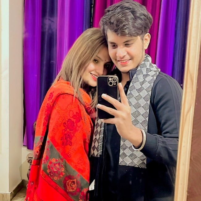 Vaishali Chaudhary Khutail as seen in a selfie with her brother Aryan in December 2022, in Mussooree, Uttarakhand, India