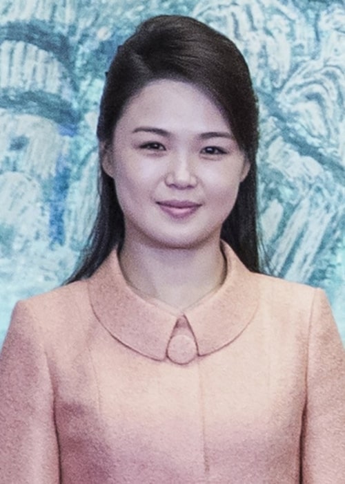 Ri Sol-ju as seen in a picture that was taken during the 2018 inter-Korean summit