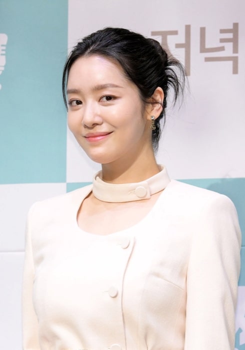 Cha Joo-young as seen while smiling for the camera at the press conference for 'The Real Has Come!' in March 2023