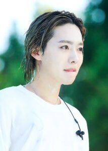 Kim Jinwoo (WINNER) Height, Weight, Age, Family, Facts