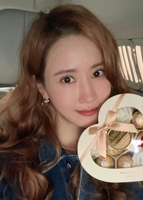 Lee Da-hae as seen in a selfie that was taken in November 2022