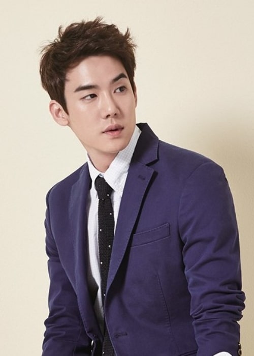 Yoo Yeon-seok - Bean Pole catalogue 2015 Spring-Summer on January 9