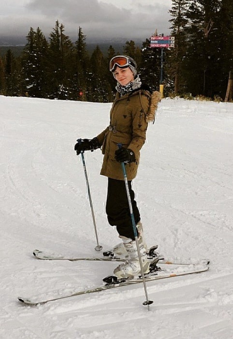 Alex Essoe pictured while skiing