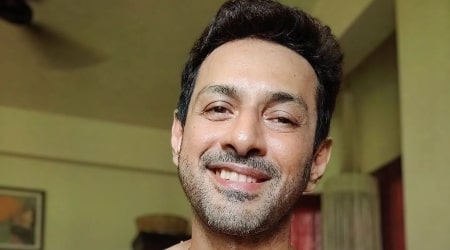 Apurva Asrani Height, Weight, Age, Wife, Parents