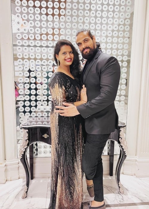 Arpit Ranka as seen in a picture with his wife Nidhi Somani Ranka in December 2022