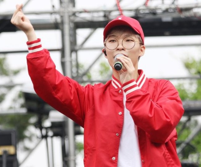 Lee Chan-hyuk as seen at Ipselenti Korea University Festival in 2016