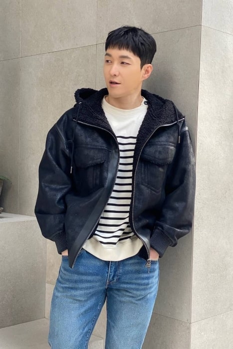 Shim Hyung-tak posing for the camera in March 2021