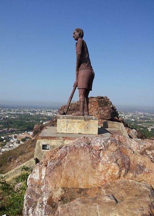 The statue of Dhyan Chand at Sipri Hill in Jhansi