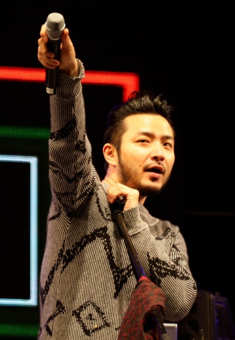 Verbal Jint as seen while performing in October 2014