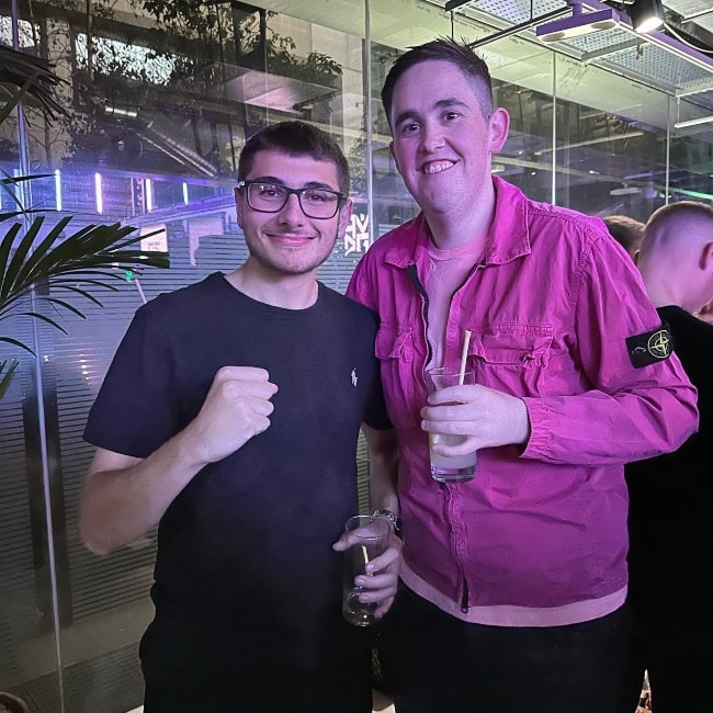 Danny Aarons as seen in a picture with fellow gamer Jack McDermott in October 2022