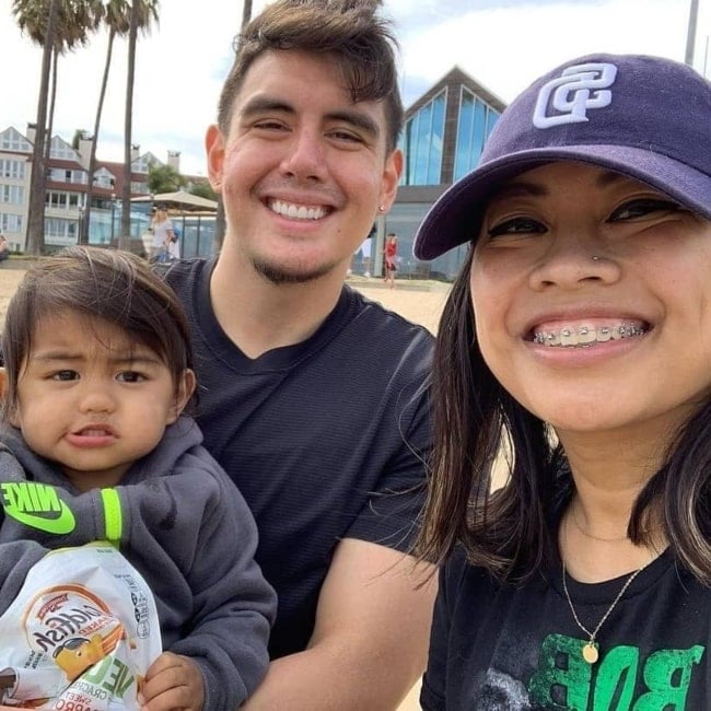 Robert Jay Perez as seen in a picture with his beau Nini Hebron and son, Mason in June 2021