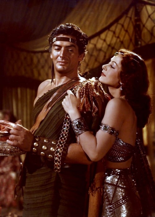 Victor Mature and Hedy Lamarr as seen in 'Samson and Delilah' (1949)