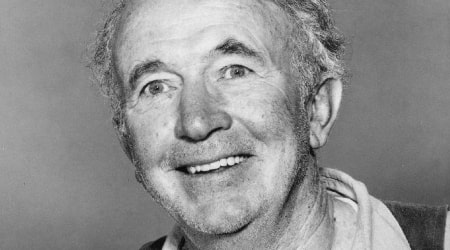 Walter Brennan Height, Weight, Age, Net Worth, Spouse, Family
