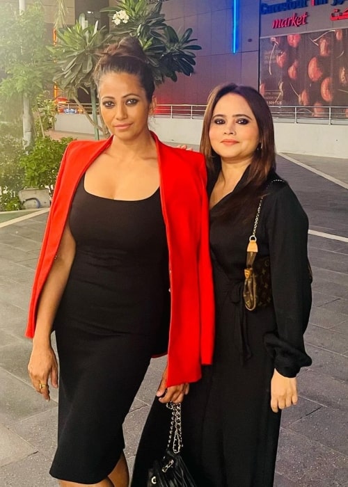 Aaliya Siddiqui as seen in a picture with her friend that was taken in May 2023