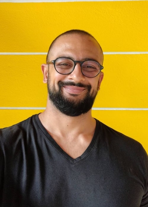 Arunoday Singh as seen while smiling in a selfie in December 2021
