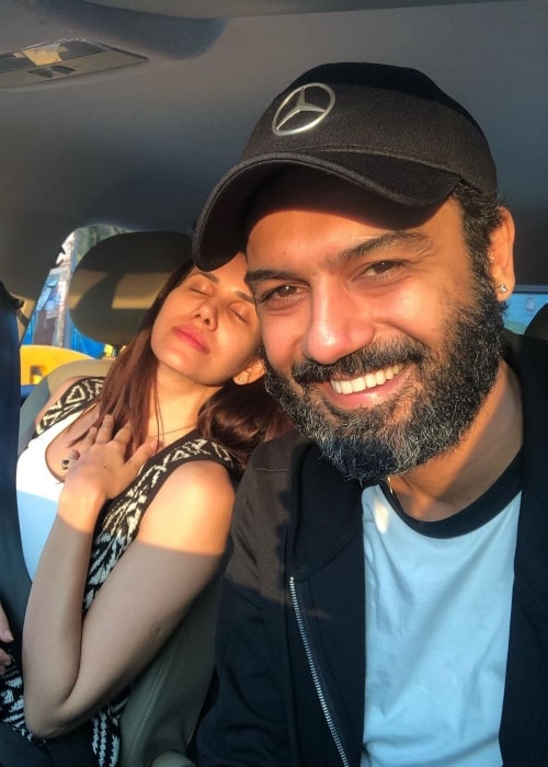 Ashesh Sajnani taking a selfie with Sonnalli Seygall in 2020
