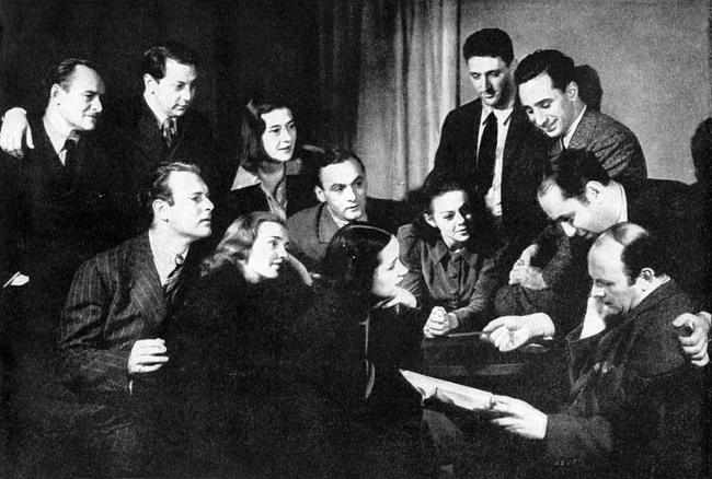 Elia Kazan (back row extreme right) as seen with other members of the Group Theatre in 1938