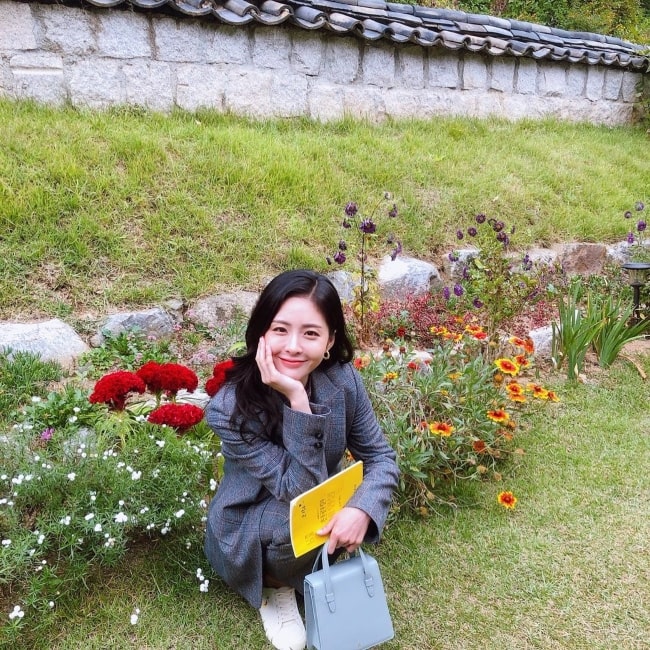 Jin Ye-sol as seen while posing for the camera in October 2020