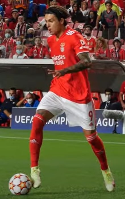 Darwin Núñez pictured while playing for Benfica in 2021