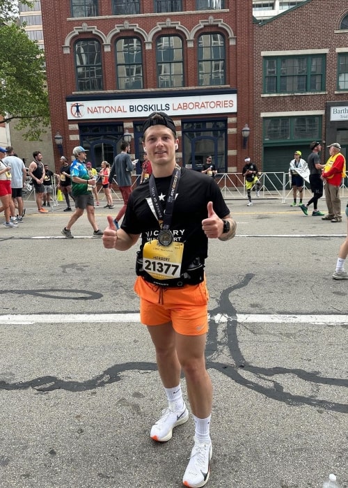 Josh Herbert as seen in a picture that was taken in Pittsburgh, Pennsylvania at the DICK’S Sporting Goods Pittsburgh Marathon in May 2023