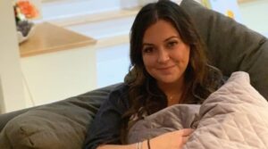 Lauren Manzo